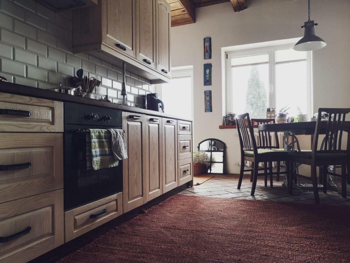 W Starej Szkole - Agroturystyka Pieczarki Esterno foto